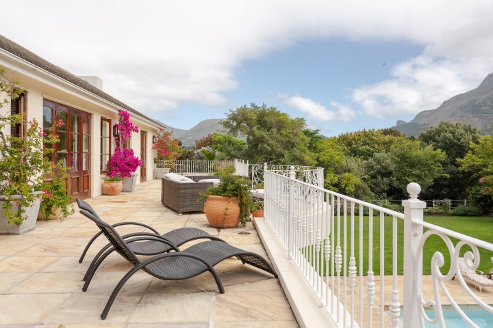 To Let 6 Bedroom Property for Rent in Constantia Western Cape